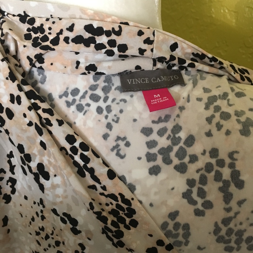Vince Camuto Speckled Blouse - Picture 4 of 4
